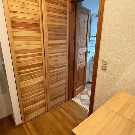 Apartman An Der Duesseldorfer Grenze - Top-anbindung Messe, Arena & Airport Duisburg