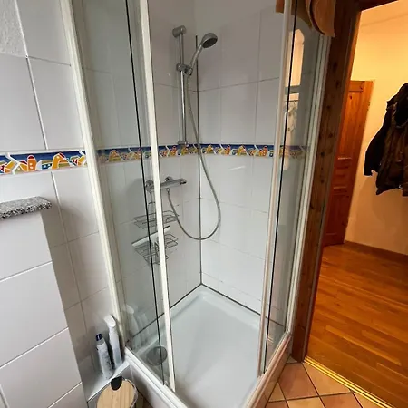An Der Duesseldorfer Grenze - Top-anbindung Messe, Arena & Airport Apartman *